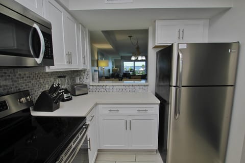 3 - Kitchen (2)