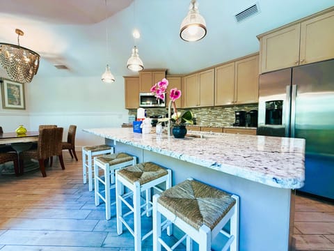 Kitchen Breakfast Bar Seating