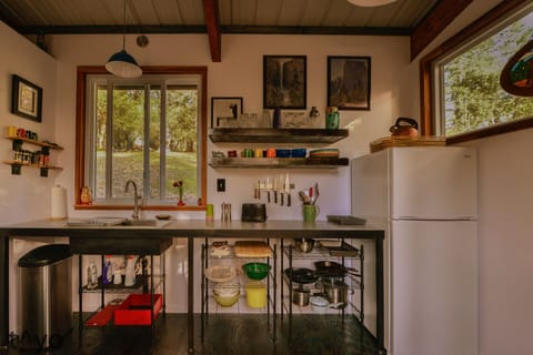 cookhouse/fresh coffee!