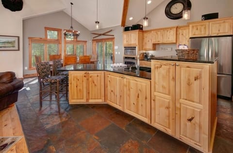 Kitchen and bar area.