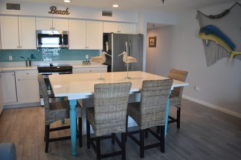 e3426f06-3a50-4dca-8370-d29f367ad1a0