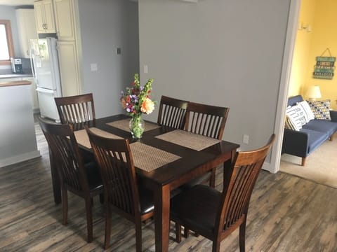 Another view of dining area seating for 6 people. - Another view of dining area seating for 6 people.