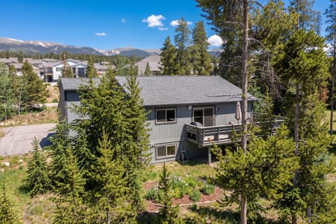 Nestled among tall pines with stunning mountain views, this well-appointed vacation home offers easy access to nearby attractions and a serene natural setting just moments from town.