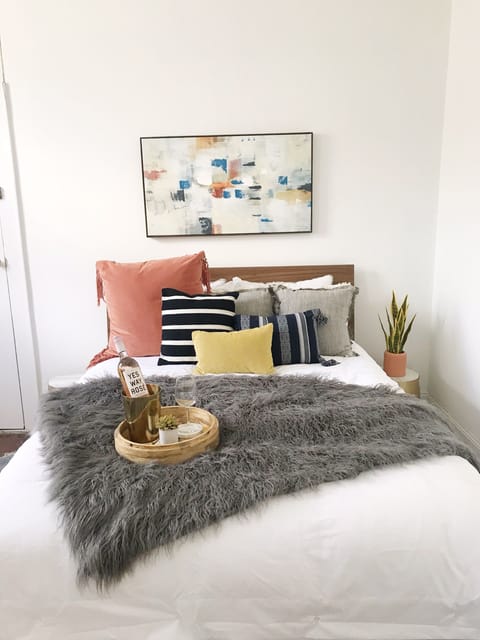 Luxury Hotel Style Bed.