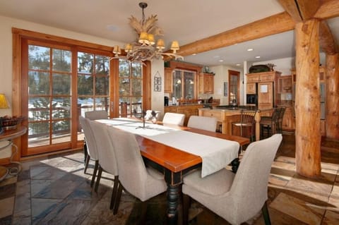 Main level dining area.