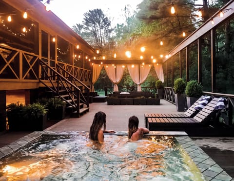 Plunge Spa open April 30 - Sept 30 (1)