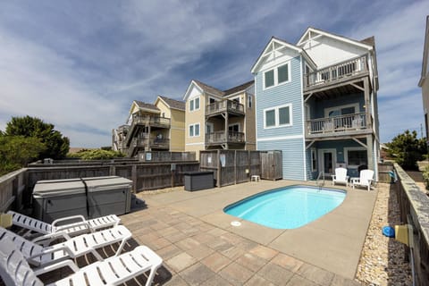 Private Pool and Hot Tub at Shell Yeah at Sand Castle Village