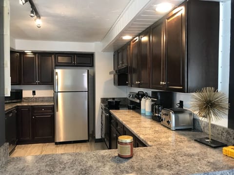 Brand new fully renovated kitchen!