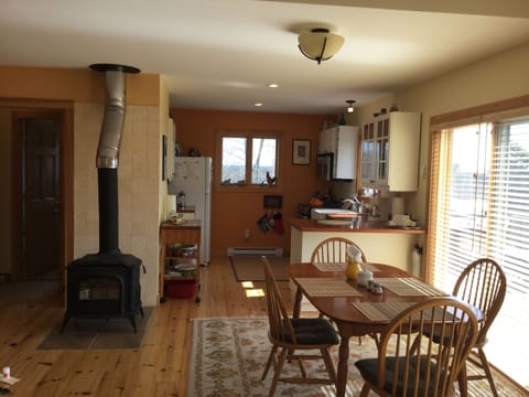 Kitchen and dining area