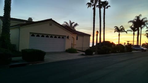 Why not chose this Pismo Paradise for your extended stay? 