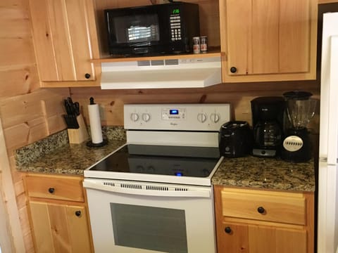 Full size stove for the cook in the group!