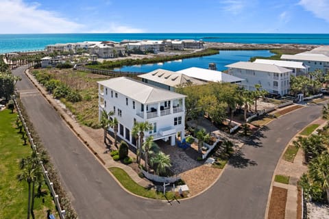 24-The-Lonestar-Sandcastle-Destin-Pointe