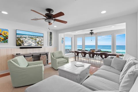 Sea Haunts 3A Living Room