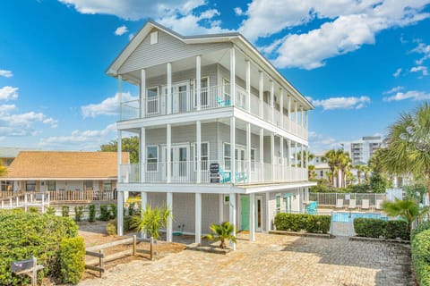 Beach Baby Exterior