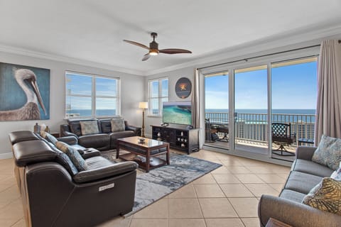 24-Ariel-Dunes-II-2101-Living