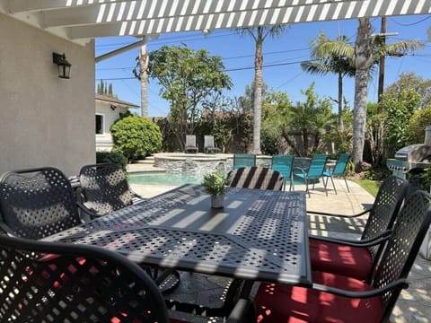 Outdoor Patio Dining with Gas Grill