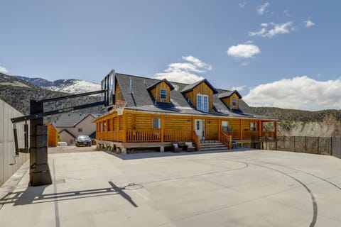Sterling Vacation Rental | 6BR | 4.5BA | 5,000 Sq Ft | Steps Required