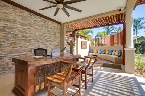 Reception & Check-In at Sirenian Bay Resort & Villas