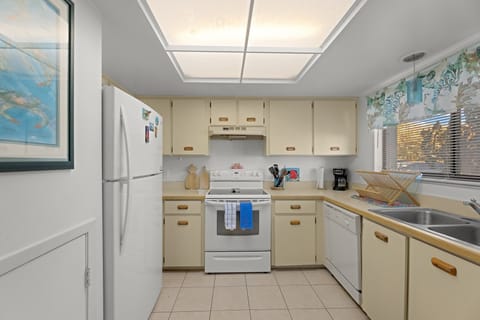 The kitchen is fully equipped.