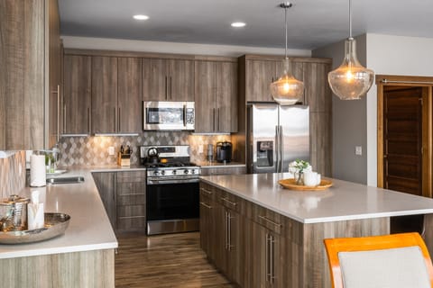 Gas range with convection oven