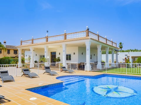 Holiday villa with swimming pool in Alhaurín el Grande