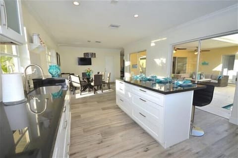 Breathtaking (Fully Equipped) Open Kitchen Offers Counter + Breakfast Table Dining, LED High Def TV & Direct Pool Lounge Access...