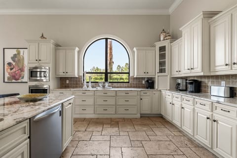 Cook delicious meals together as a family