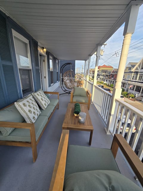 Private, ocean view porch