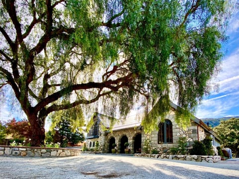 CARMEL RENAISSANCE VILLA WITH POOL AND HOT TUB CARMEL VALLEY ESTATE