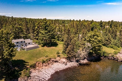 Lake Superior Cabin 4 Bedrooms