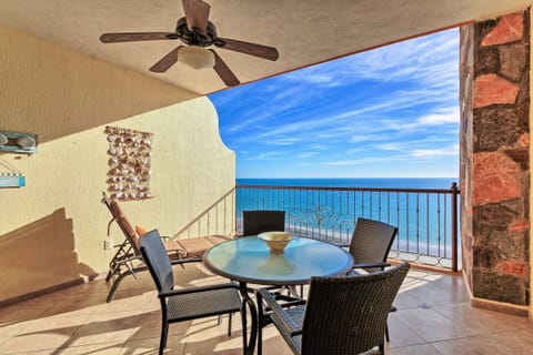 Penthouse views from this 12th floor Condo!