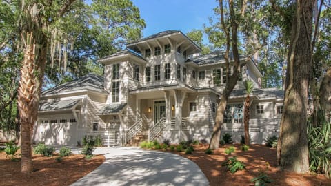 20 Stoney Creek - Five Bedroom Sea Pines Home