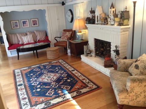 Living room looking toward den