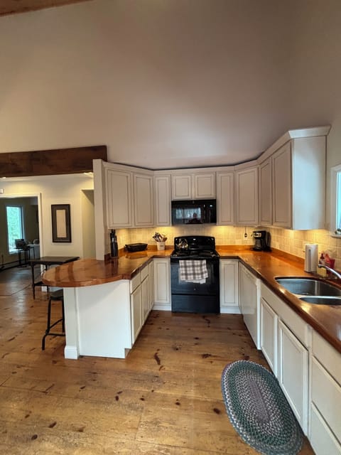 A fully stocked kitchen is ready for your recipes.