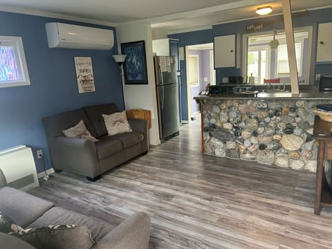 Living room/ Kitchen