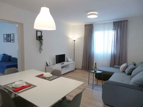 living/bedroom