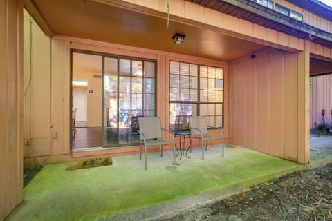 Private Patio | Outdoor Seating