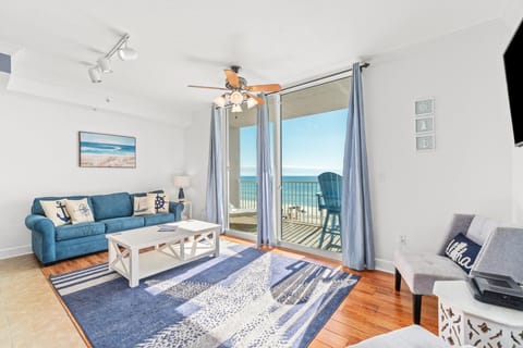 Gulf Front Living Area with Sleeper Sofa