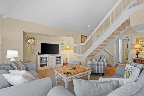 Welcome to 760 Spinnaker.  Spacious and cozy living space.