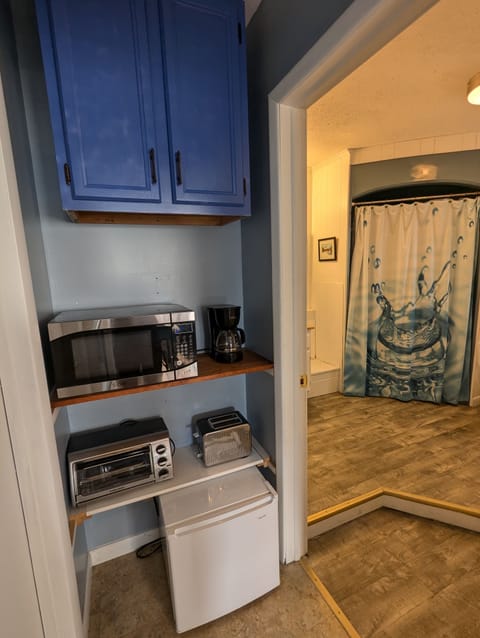 Kitchenette and bathroom in guest cottage