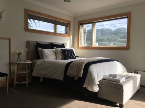 Queen bed