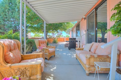Front Patio, great place to relax, a lot of shade