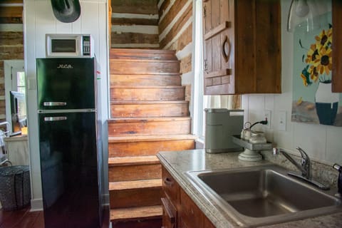 If you have extra guests, we have another queen bed right upstairs. 