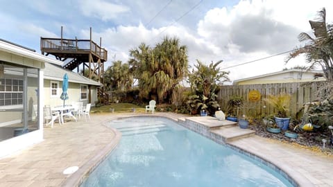 Decked out with Heated Pool