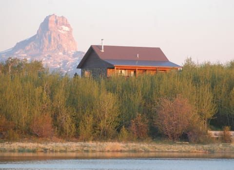 The StoneHouse at Duck Lake right outside of Glacier National Park