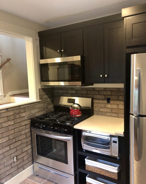 Main floor, kitchenette.