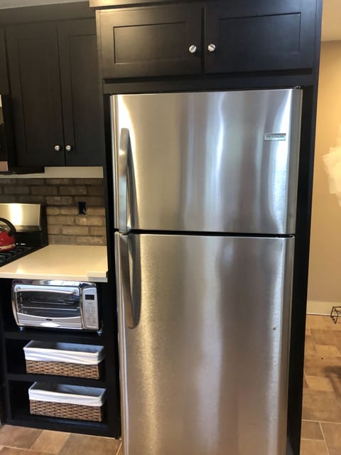 Main floor, kitchenette.