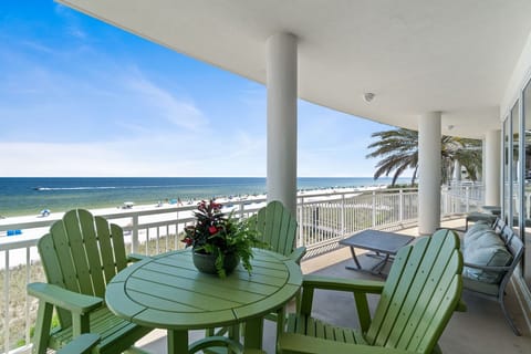 Welcome to La Playa 202!