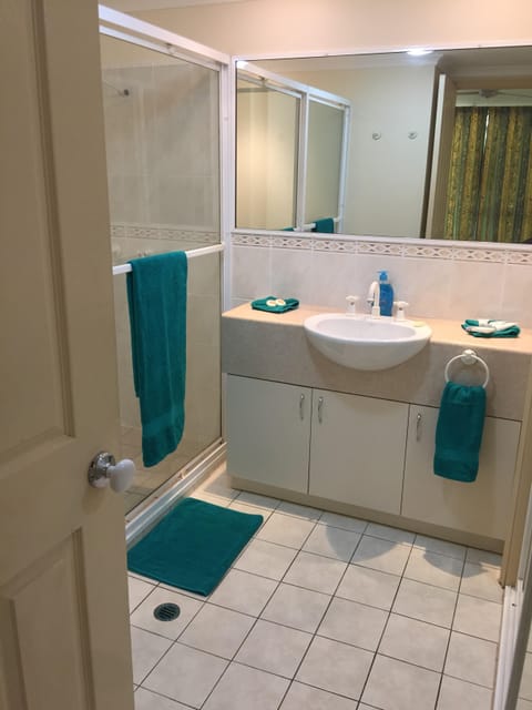Ensuite