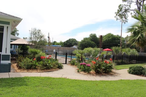 Your own private resort vibe